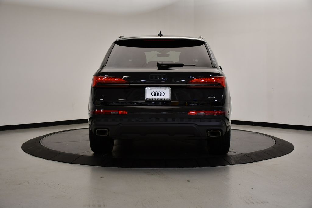 Thumbnail: 2026 Audi Q7 - 4