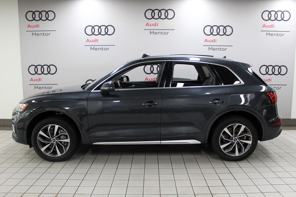 Thumbnail: 2021 Audi Q5 - 3