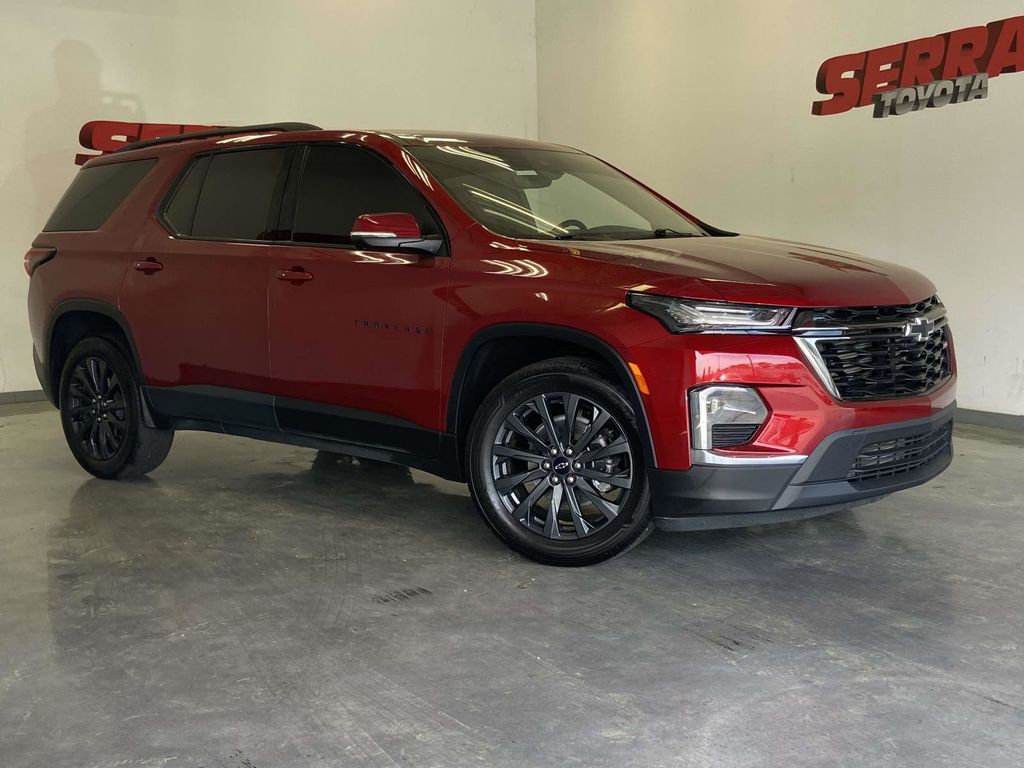 2023 Chevrolet Traverse RS FWD