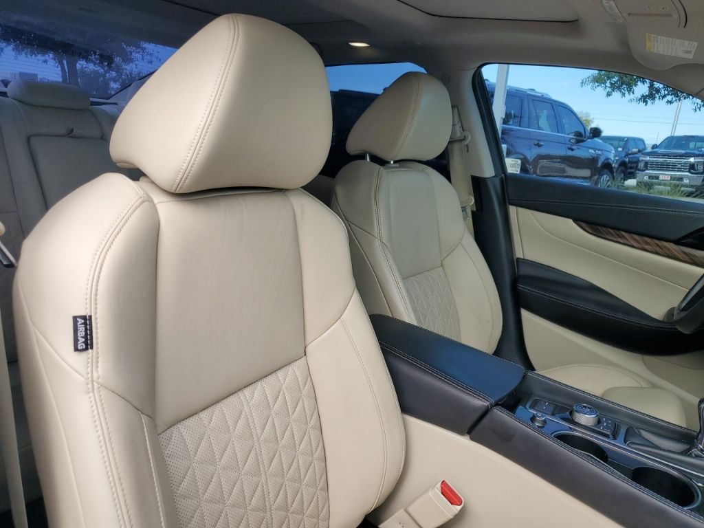 Used Car 2017 Nissan Maxima  Platinum For Sale Under $15,000 In Austin, Texas