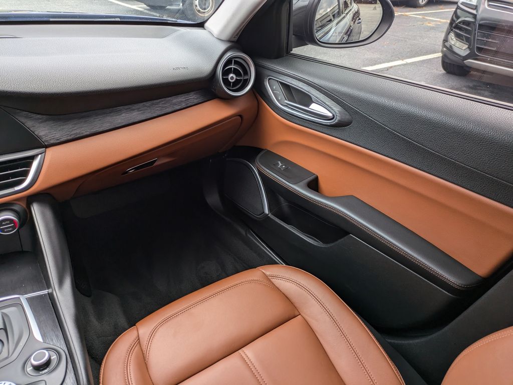 2019 Alfa Romeo Giulia AWD