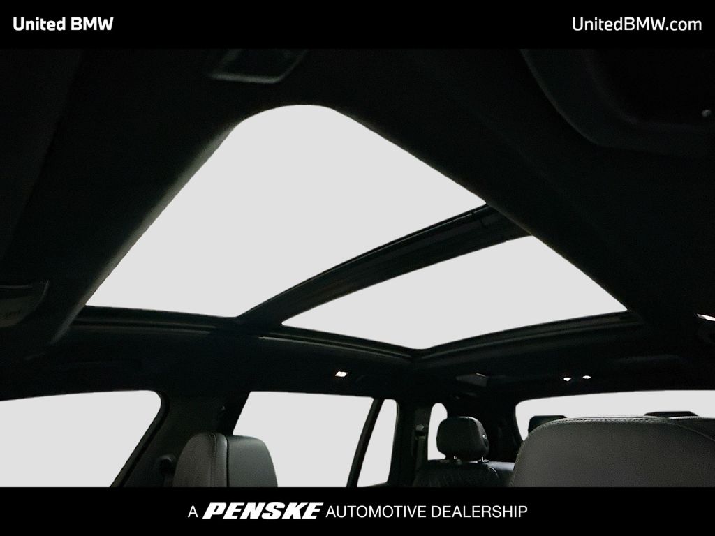 Thumbnail: 2023 BMW X7 - 12