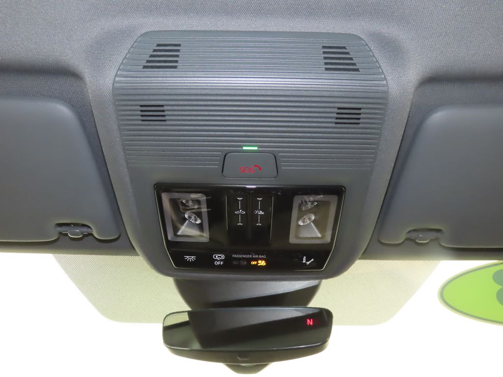 Thumbnail: 2023 Audi Q4 e-tron - 24