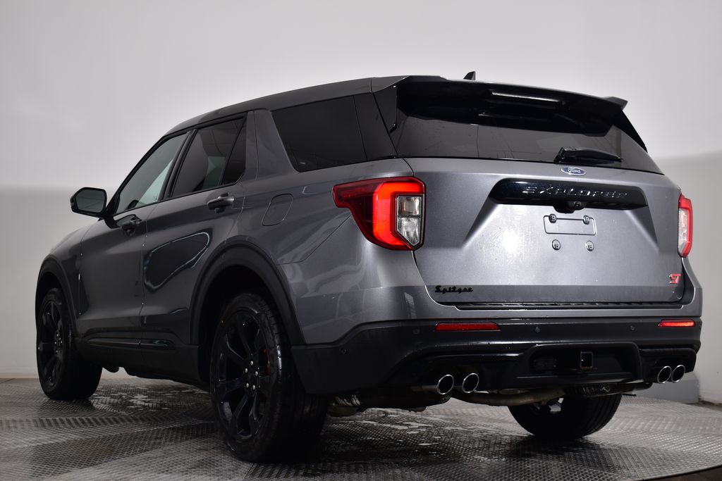 2022 Ford Explorer ST 3