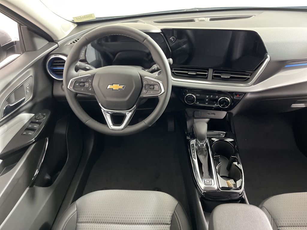 Thumbnail: 2025 Chevrolet Trax - 12