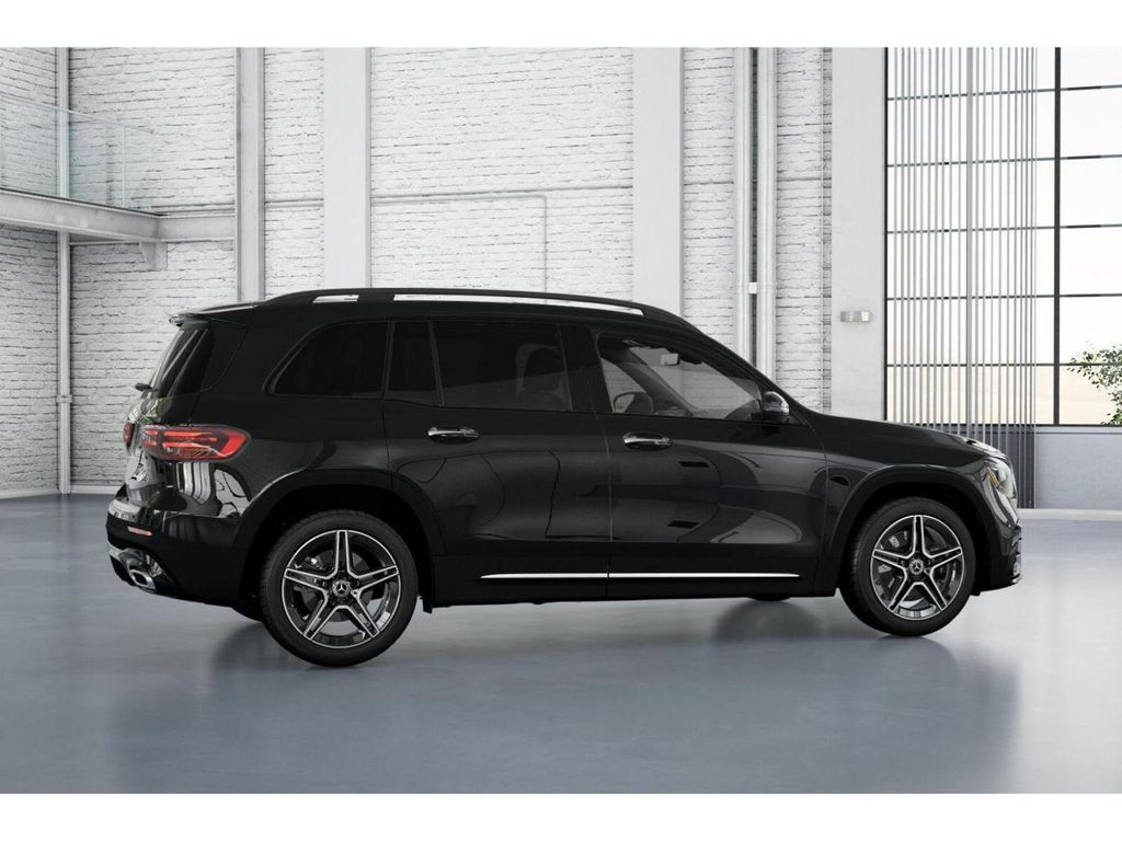 2025 Mercedes-Benz GLB GLB 250 18