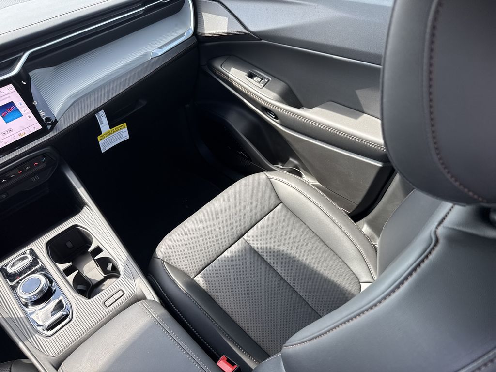 2026 Jeep Cherokee Limited White/off-white at Bayshore Chrysler Jeep Dodge Ram