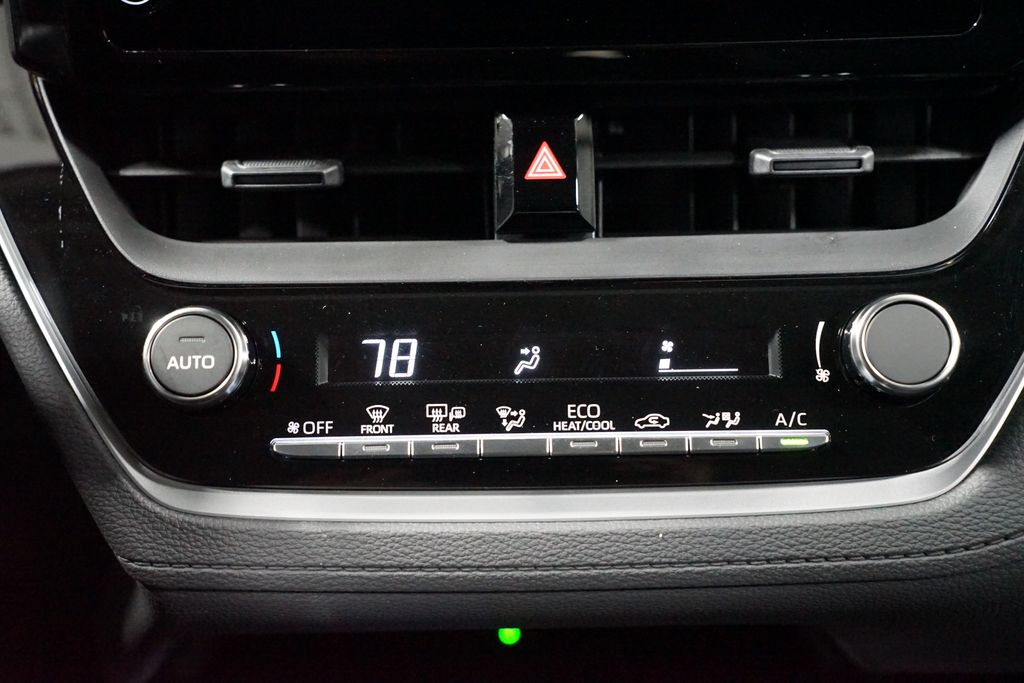 Thumbnail: 2026 Toyota Corolla Cross - 18