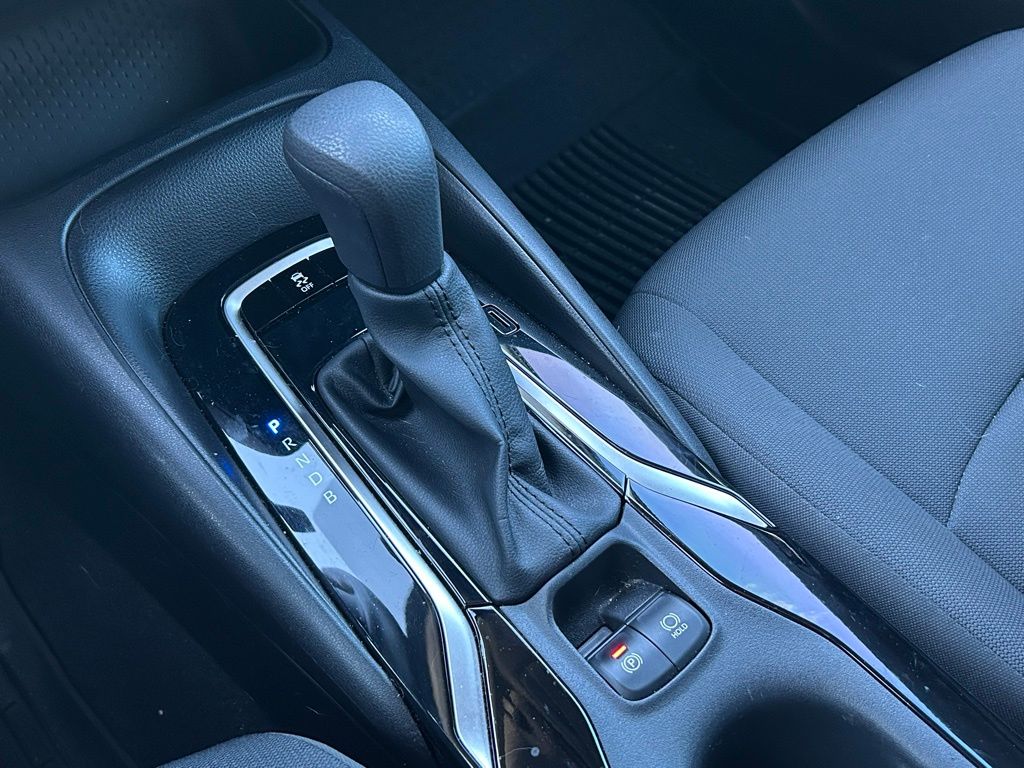 Thumbnail: 2021 Toyota Corolla - 25