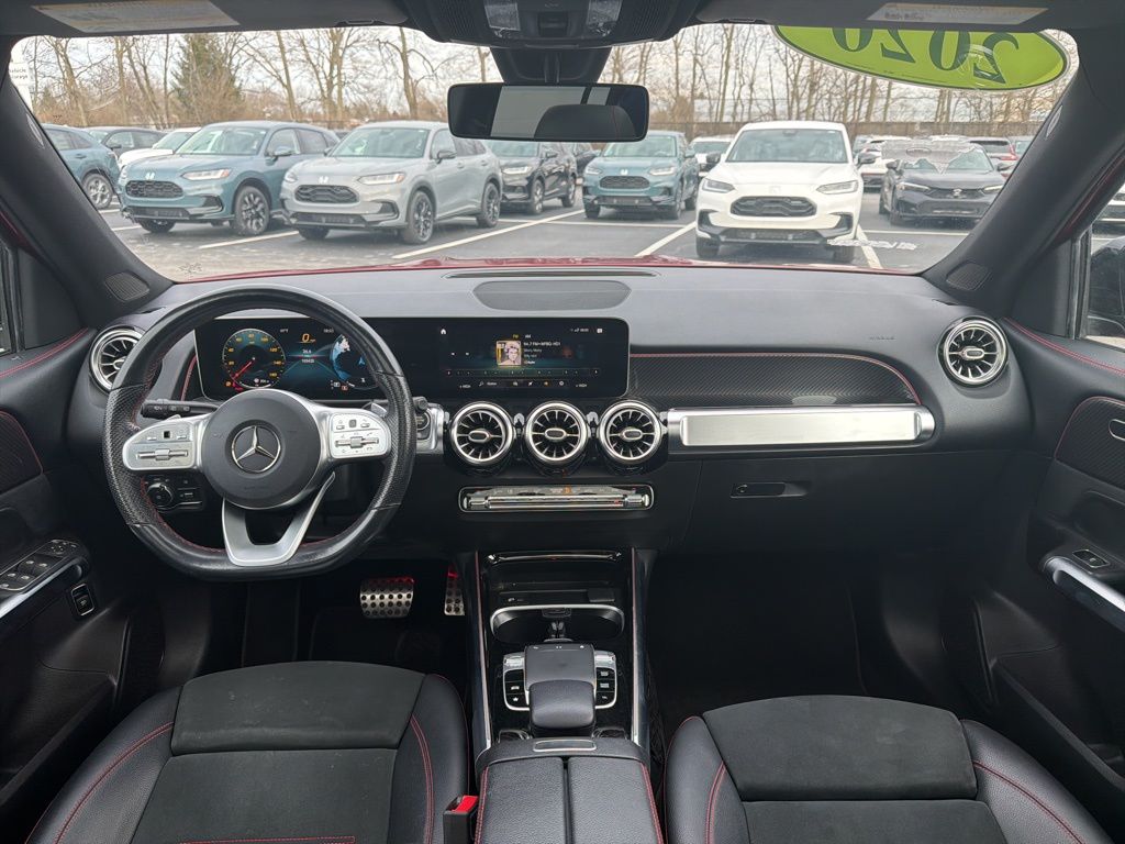 Thumbnail: 2020 Mercedes-Benz GLB - 12