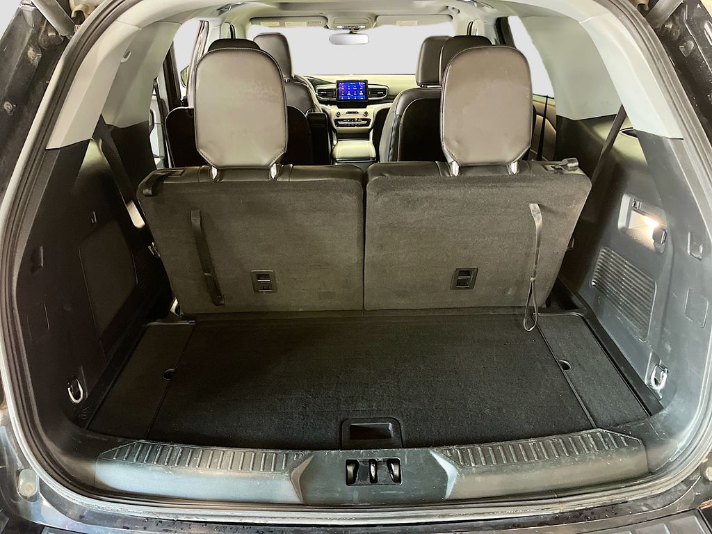 Used 2023 Black Metallic Ford XLT image 26