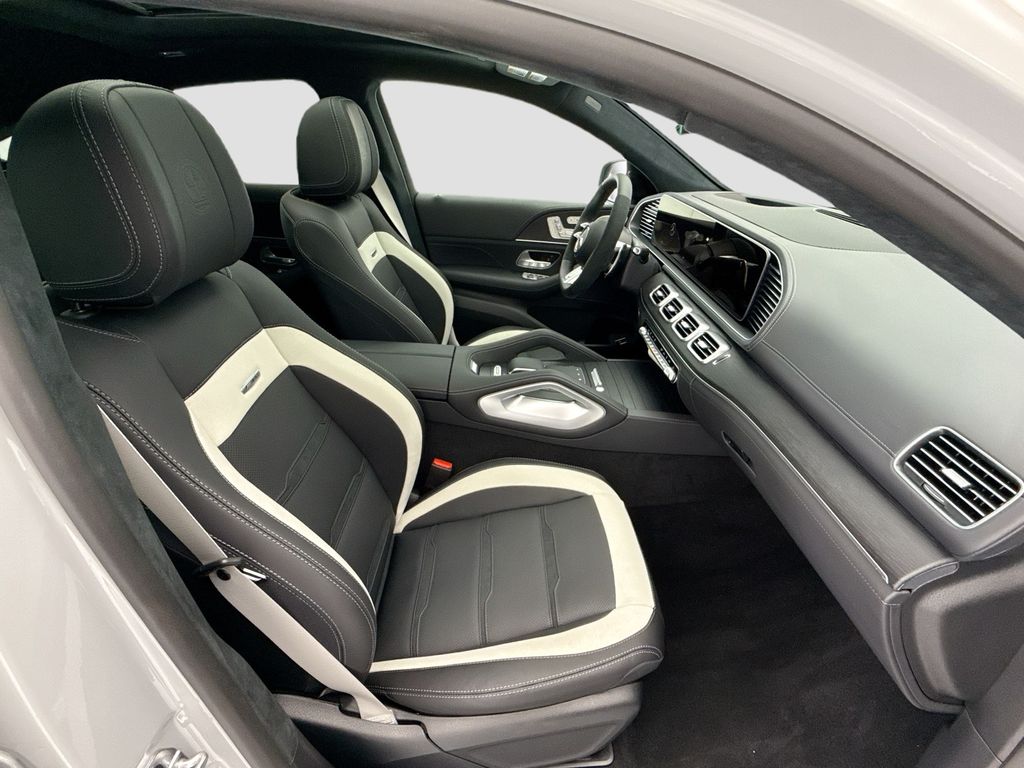 Thumbnail: 2026 Mercedes-Benz GLE - 19