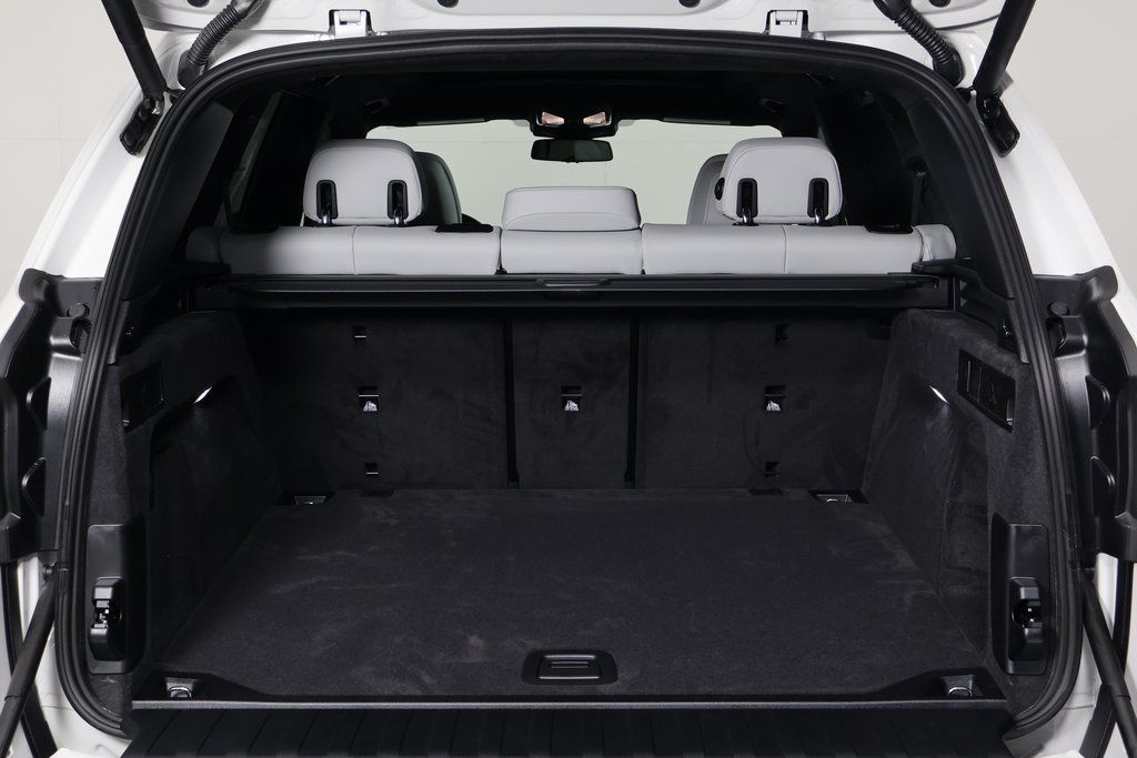 Thumbnail: 2026 BMW X5 - 8
