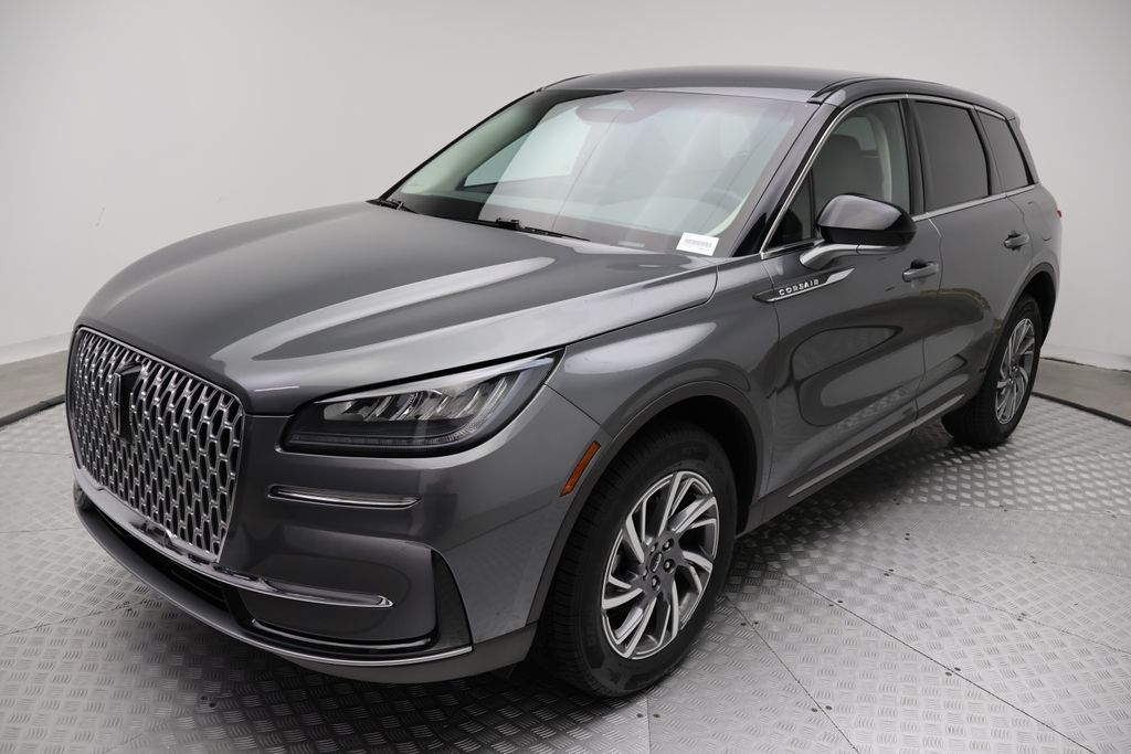 Thumbnail: 2023 Lincoln Corsair - 2