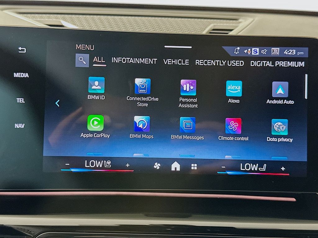 Thumbnail: 2026 BMW X1 - 11