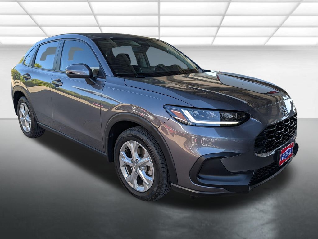  2025 Honda HR-V LX FWD   