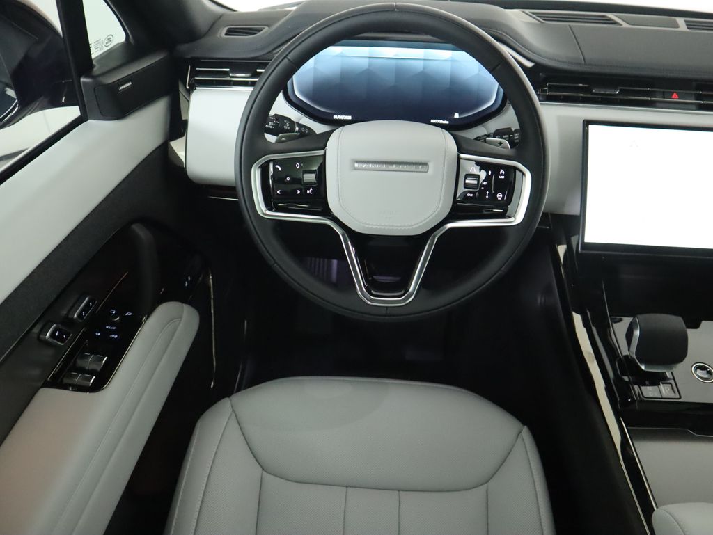 Thumbnail: 2026 Land Rover Range Rover Sport - 10