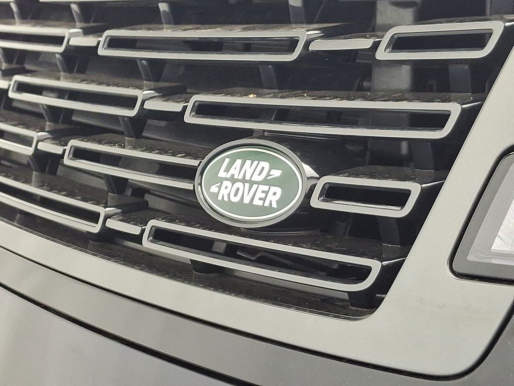 Thumbnail: 2025 Land Rover Range Rover - 21