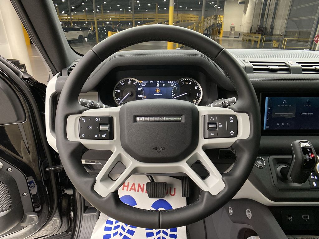 Thumbnail: 2023 Land Rover Defender - 12