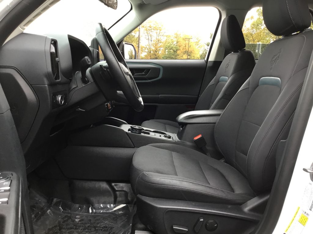 Thumbnail: 2023 Ford Bronco Sport - 14