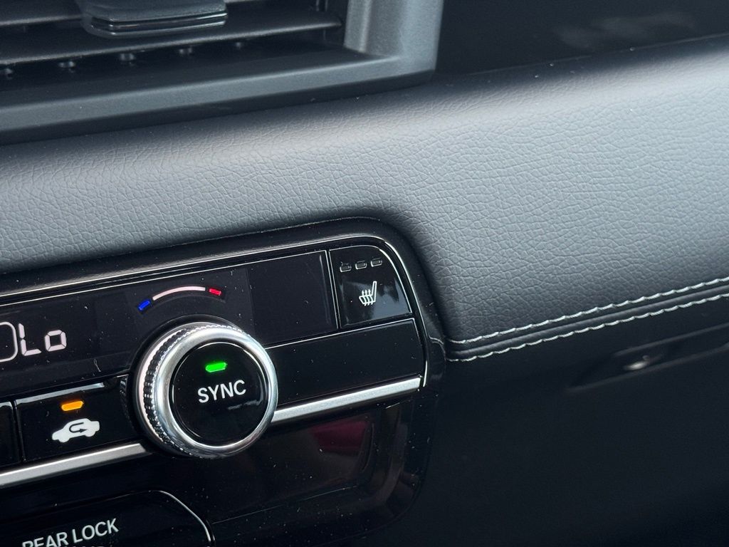 2025 Honda Pilot EX-L Black at Community Honda