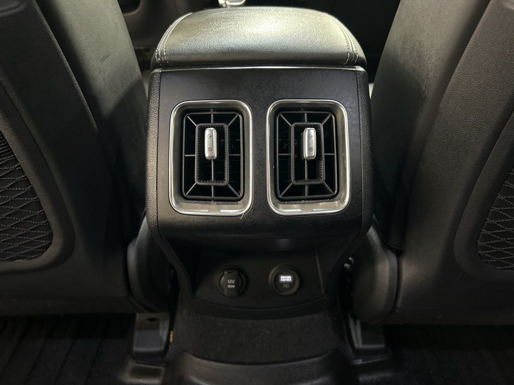 used 2023 Kia Sorento car, priced at $28,591