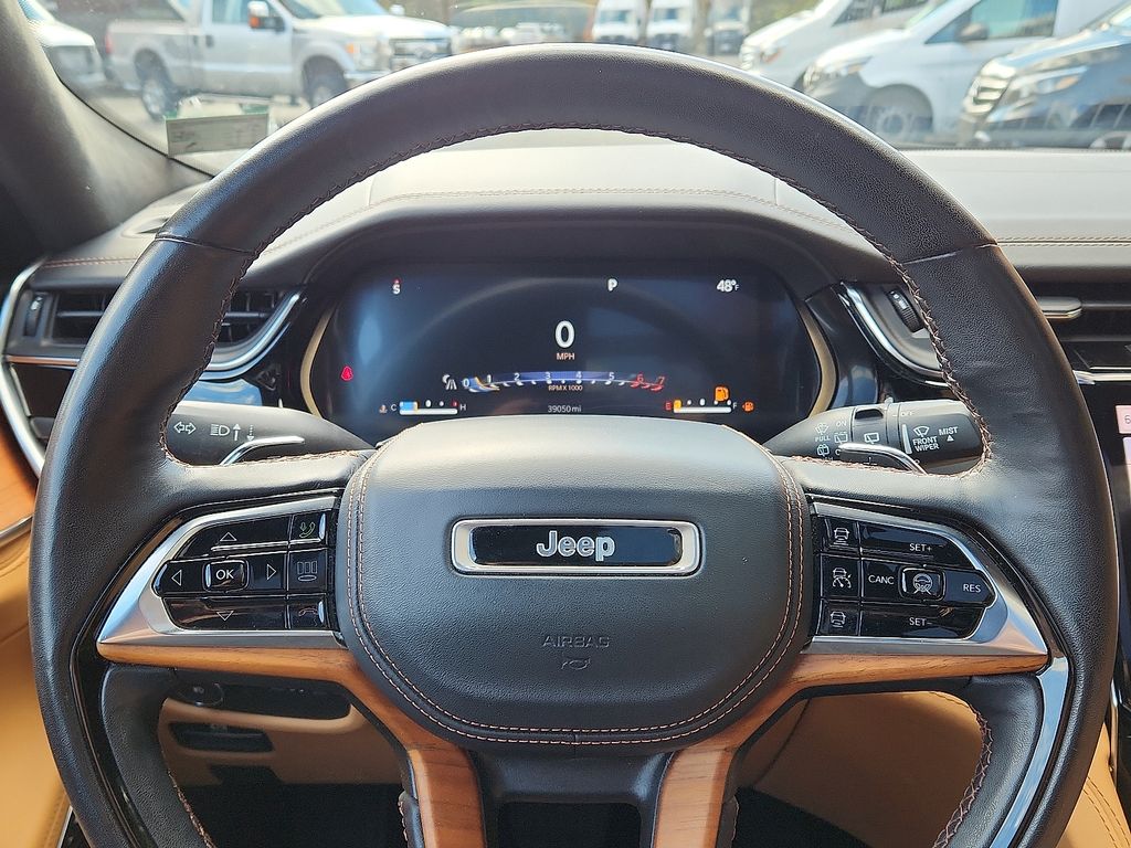 Thumbnail: 2022 Jeep Grand Cherokee L - 21