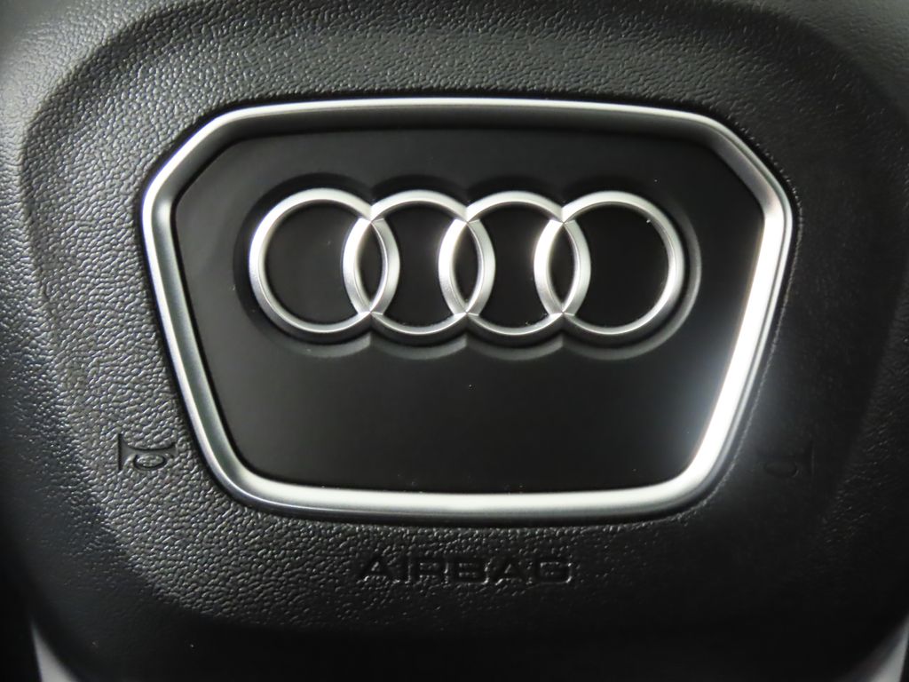 Thumbnail: 2025 Audi Q3 - 18
