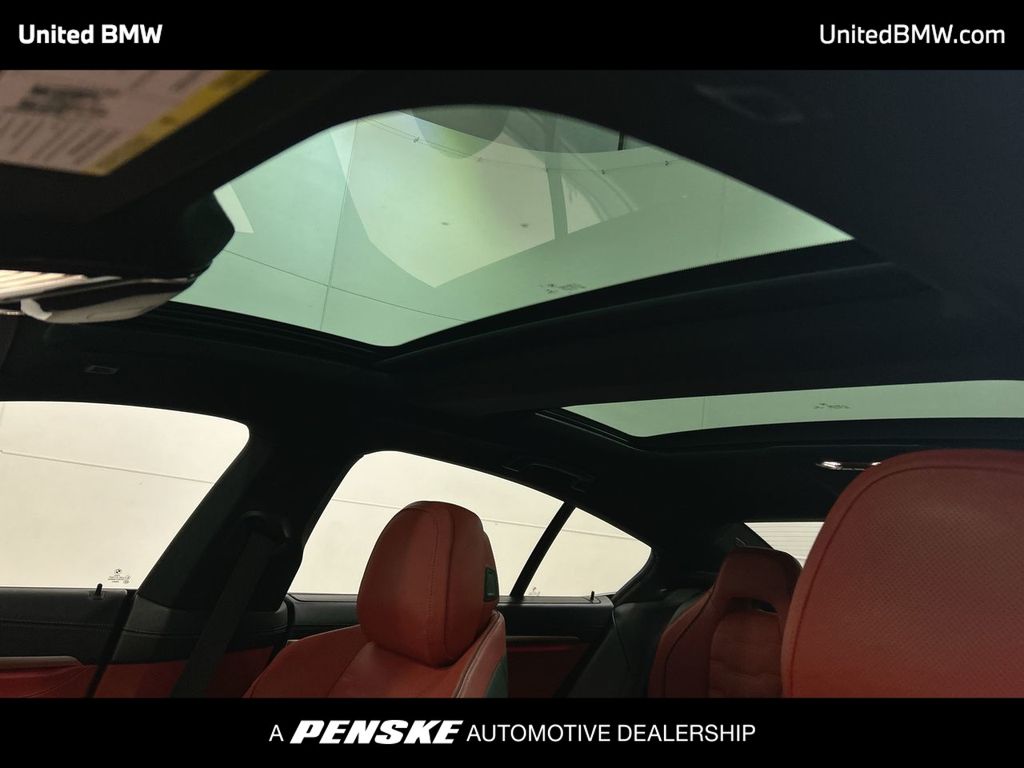 Thumbnail: 2022 BMW 8 Series - 20