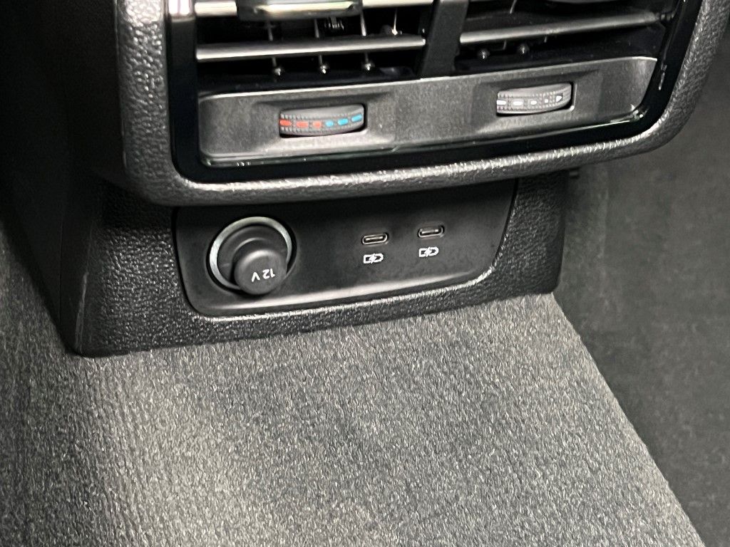 Thumbnail: 2025 Audi Q3 - 23