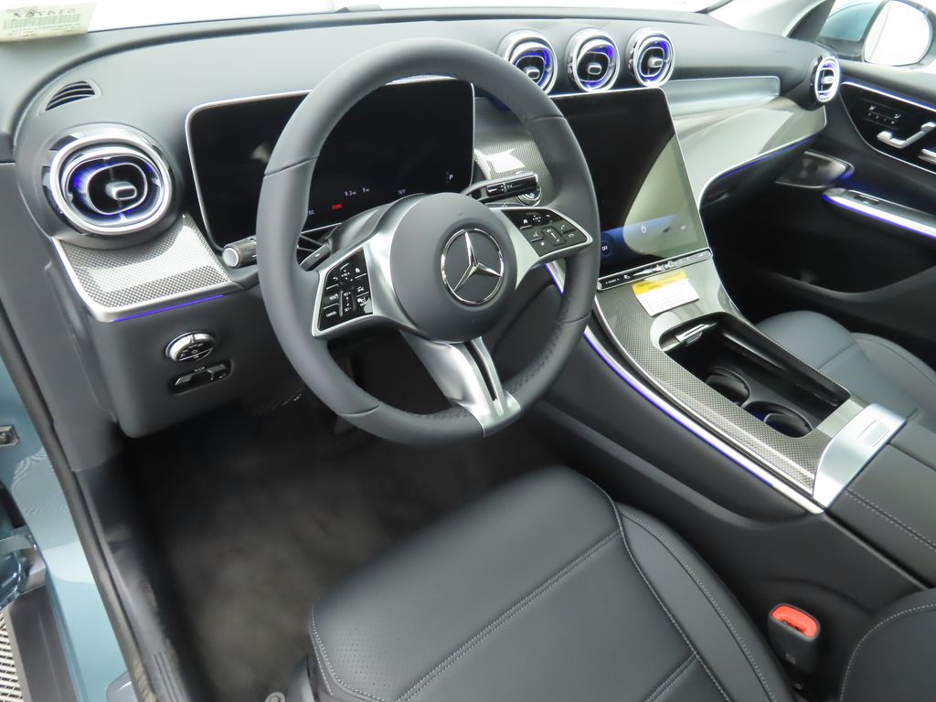 Thumbnail: 2026 Mercedes-Benz GLC - 9