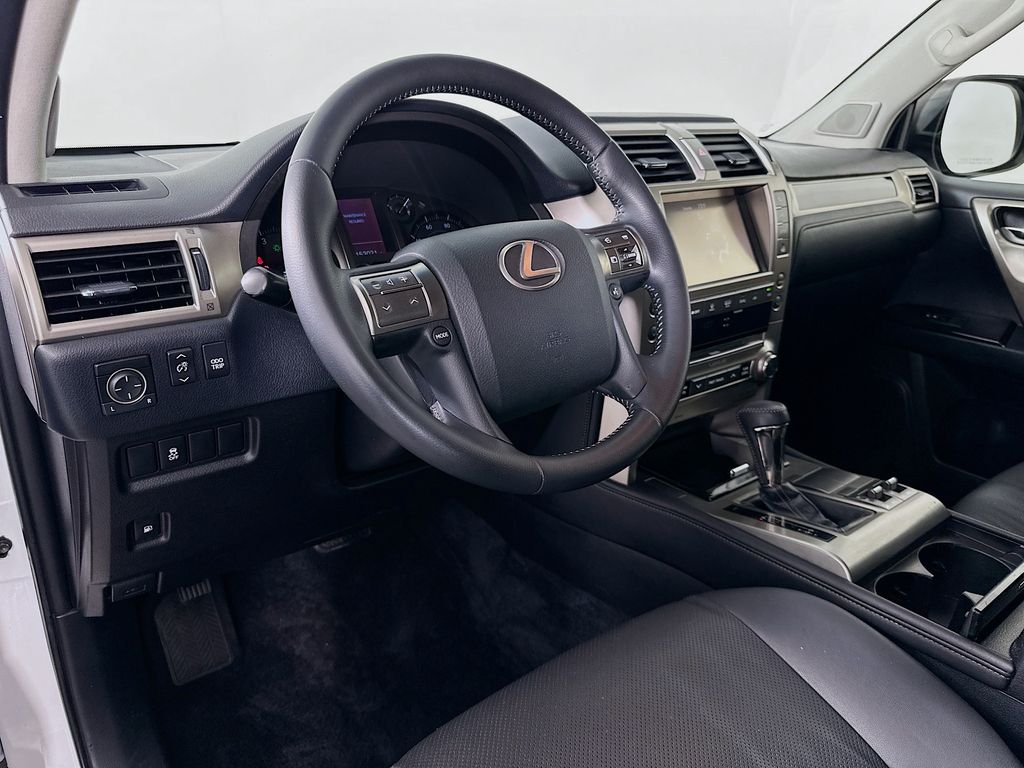 Thumbnail: 2014 Lexus GX - 9