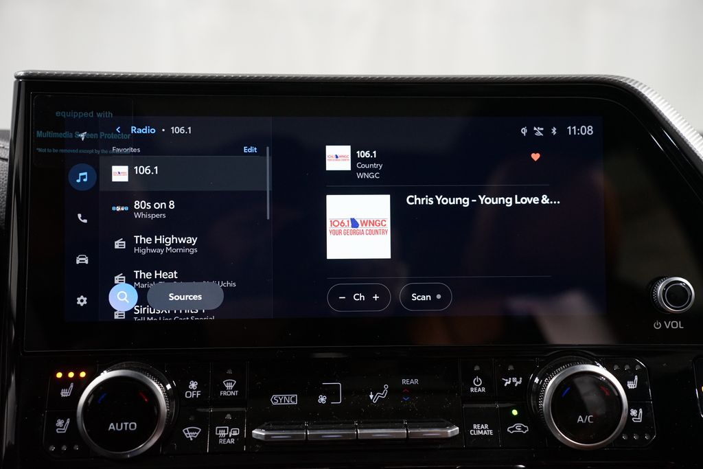 Thumbnail: 2026 Toyota Highlander - 18