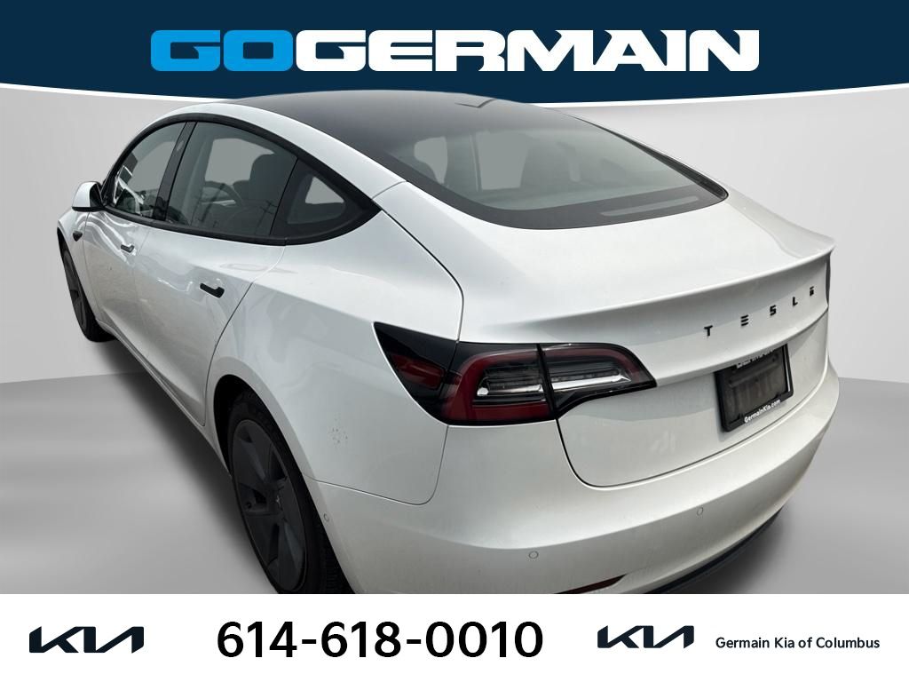 Used 2021 White Tesla Standard Range Plus image 3
