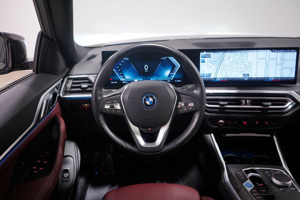 Thumbnail: 2023 BMW i4 - 11