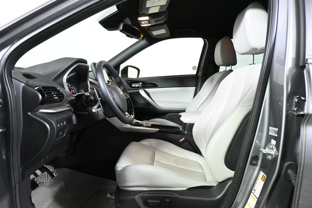 Thumbnail: 2024 Mitsubishi Eclipse Cross - 3