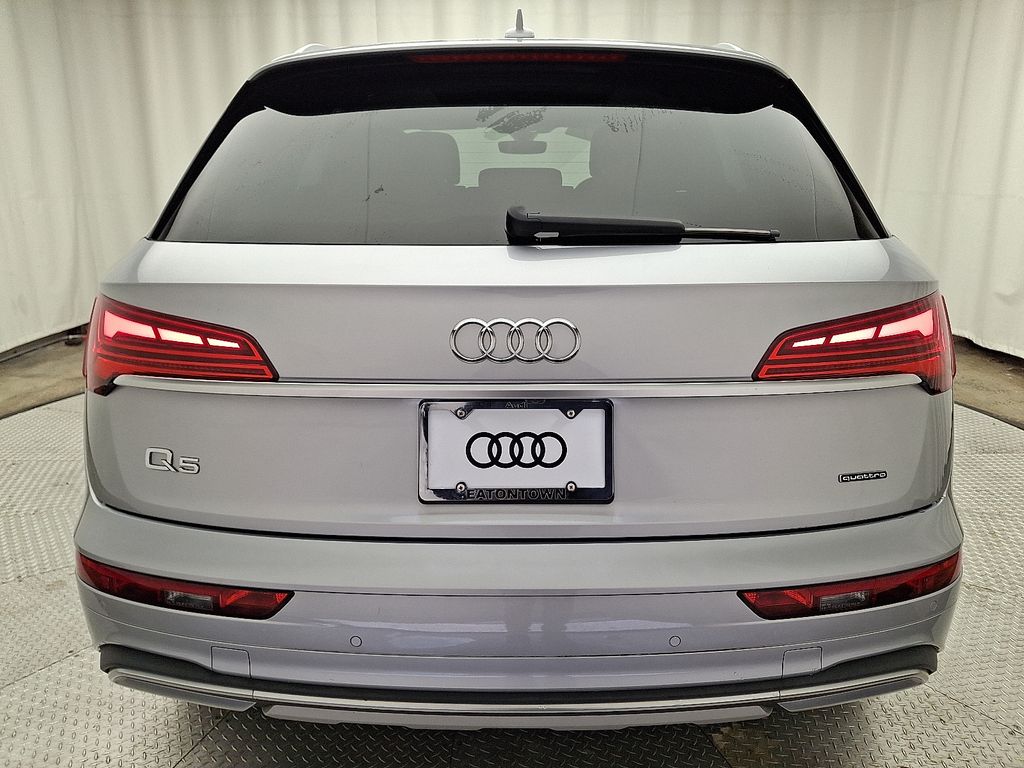 Thumbnail: 2021 Audi Q5 - 5