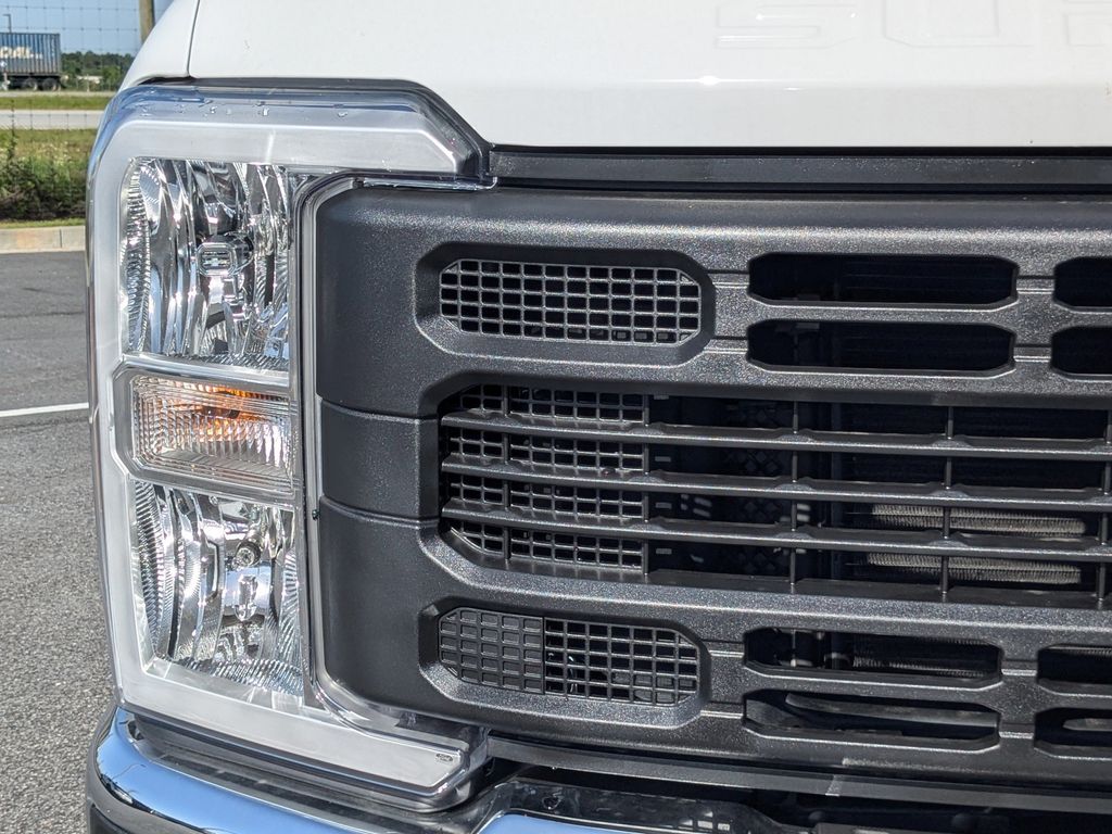 2025 Ford F-250 Super Duty XL
