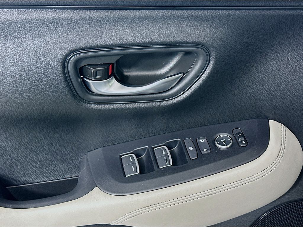 Thumbnail: 2026 Honda HR-V - 18