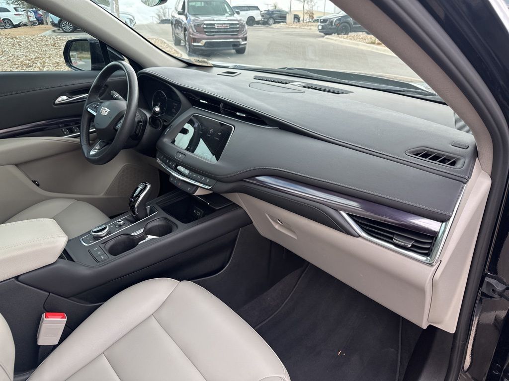 Used Car 2023 Cadillac Xt4  Luxury For Sale Under $30,000 In Austin, Texas