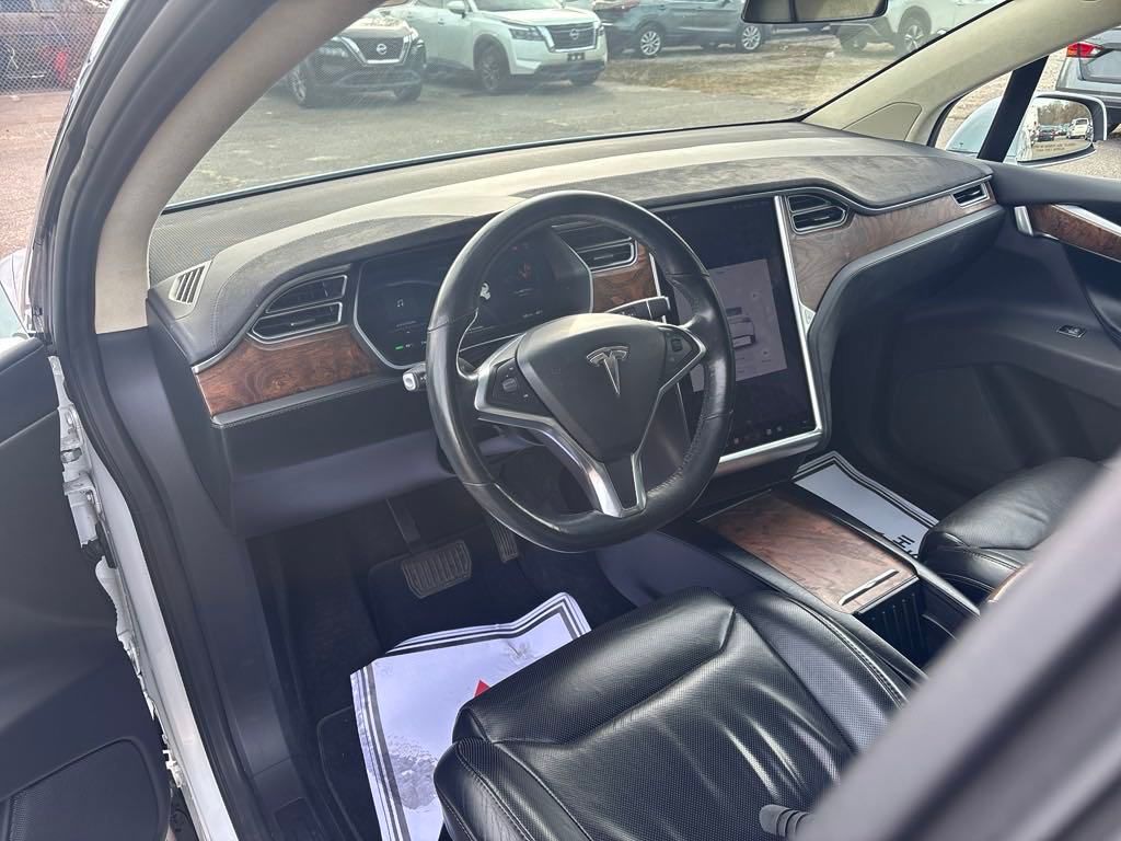 2017 Tesla Model X 75D 14