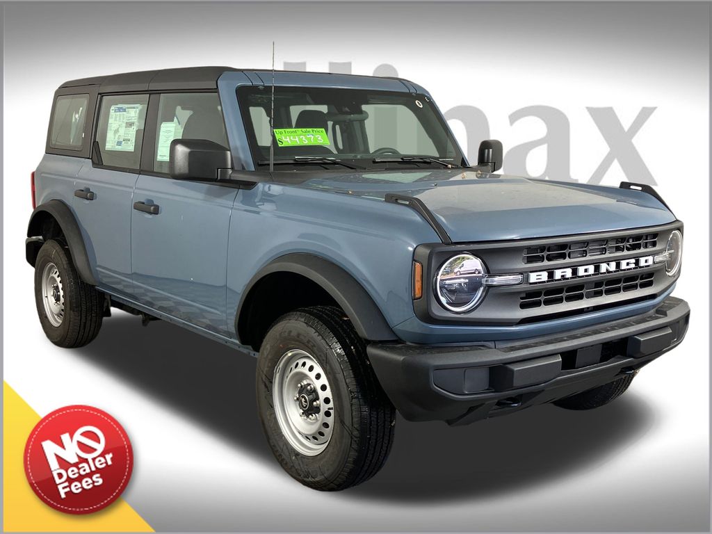 2025 Ford Bronco 4-Door Base's photo