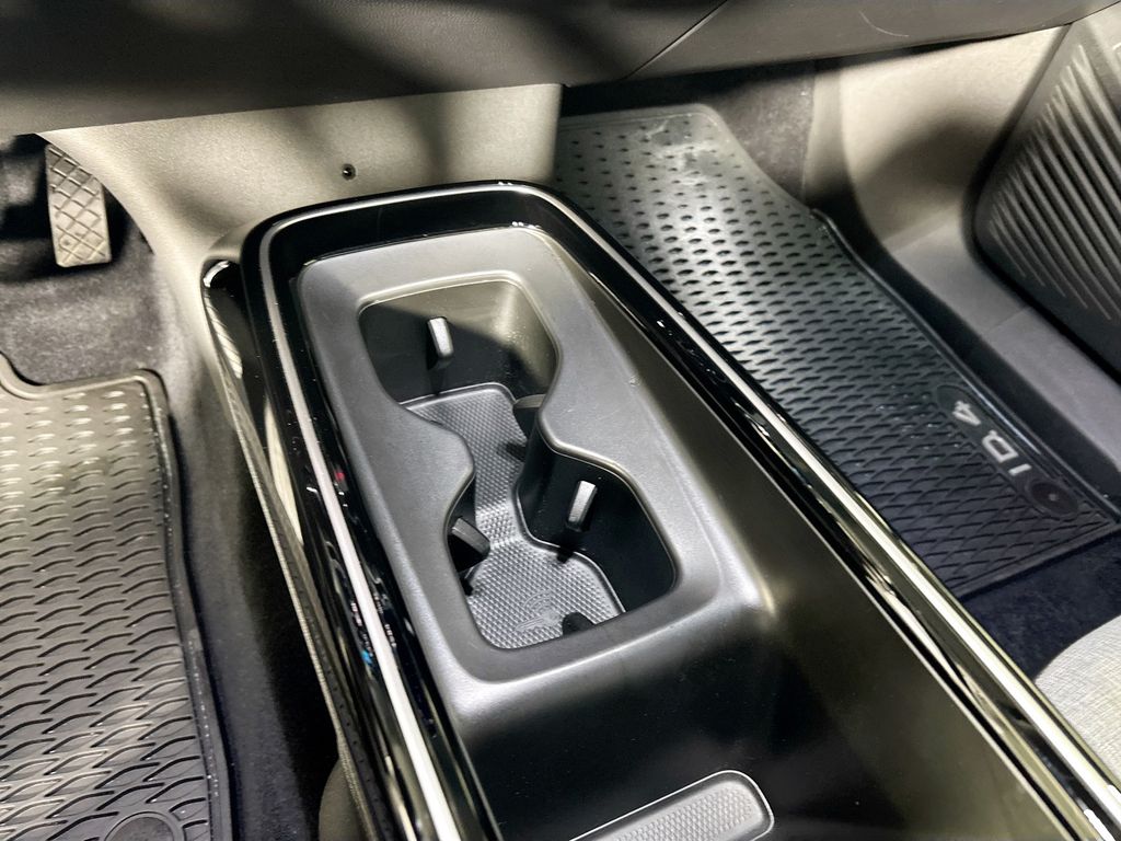 2025 Volkswagen ID.4 Pro