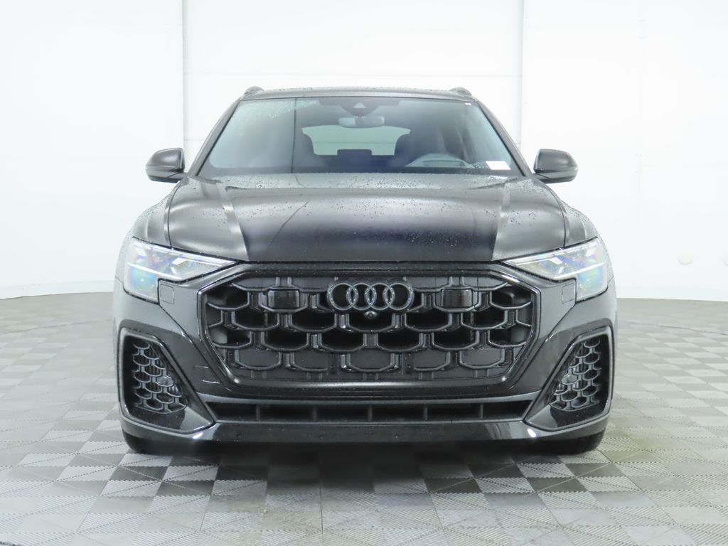 2025 Audi SQ8  2