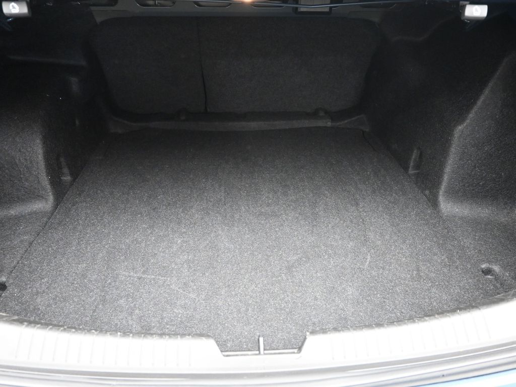 Certified Used 2024 Blue Chevrolet LT image 18