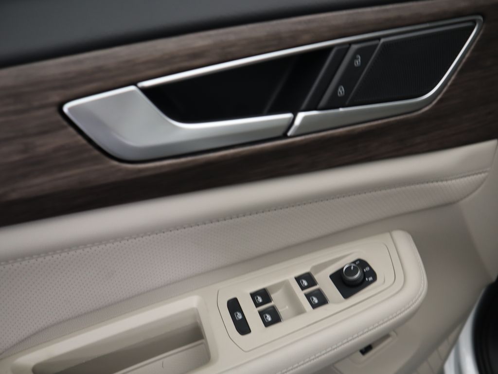 2025 Volkswagen Atlas SEL 24