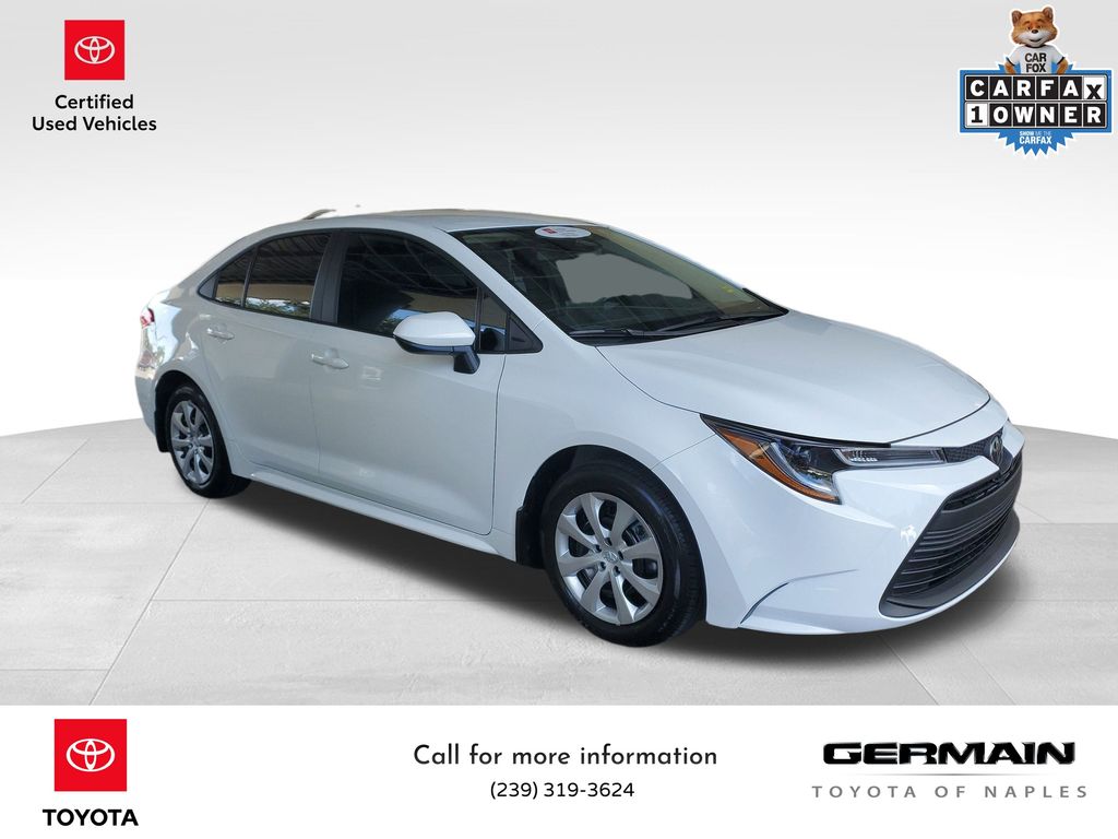 2025 Toyota Corolla LE photo 4