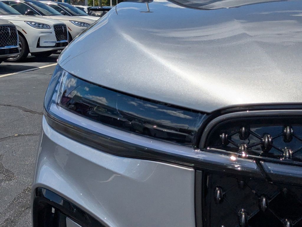2025 Lincoln Nautilus Hybrid Reserve