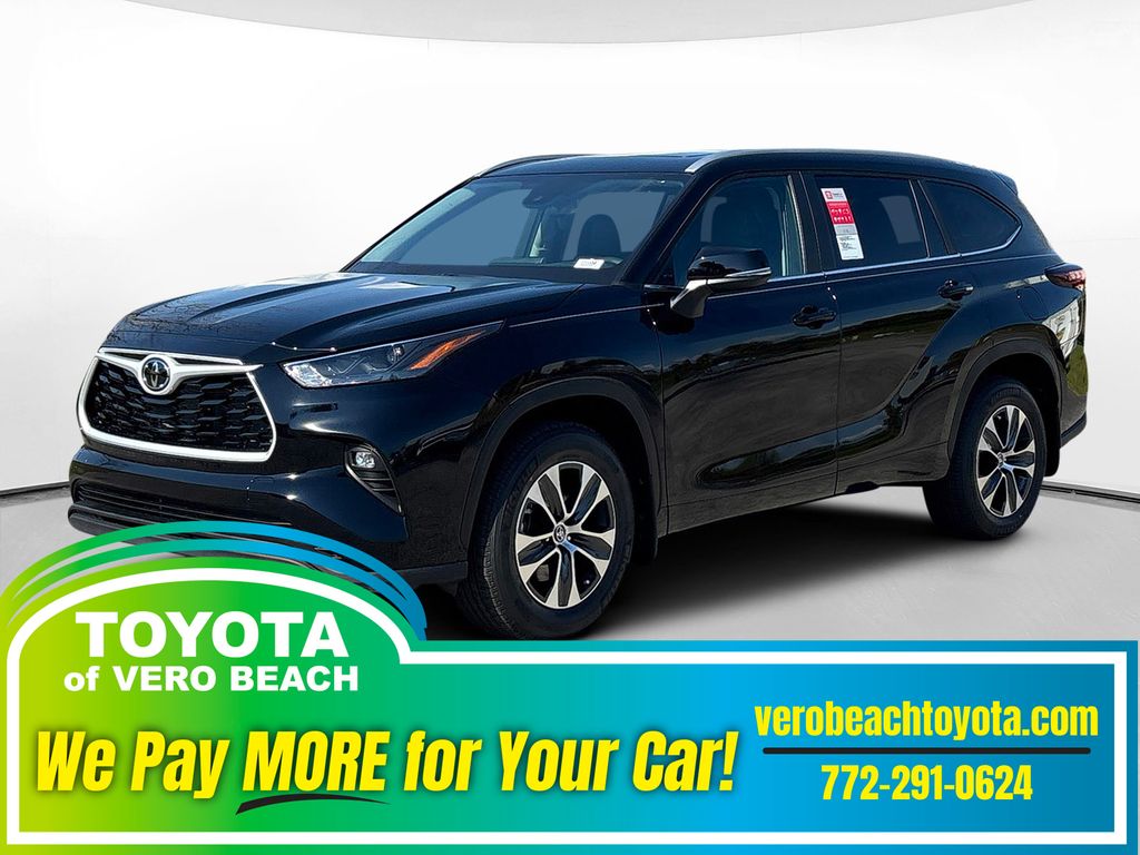 Midnight Black Metallic 2026 Toyota Highlander XLE AWD SUV / Crossover All-Wheel Drive 8-Speed Automatic