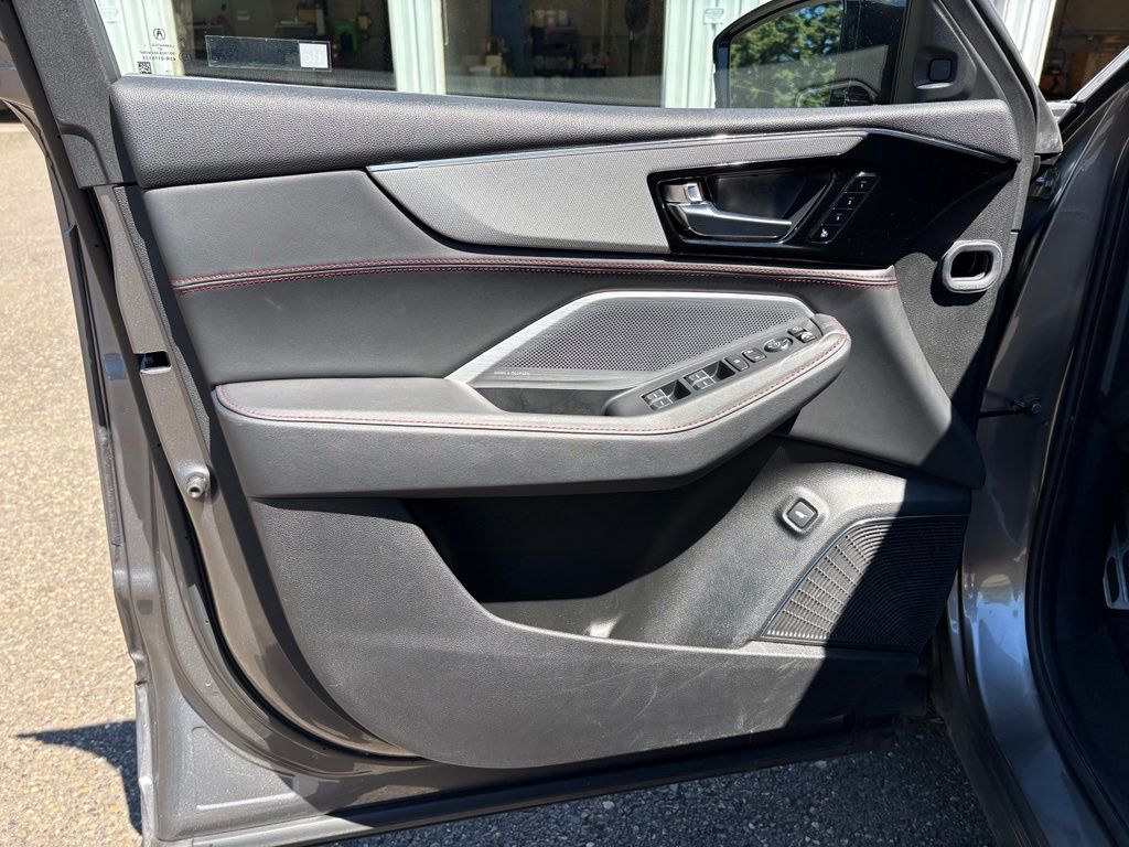 2025 Acura MDX A-Spec